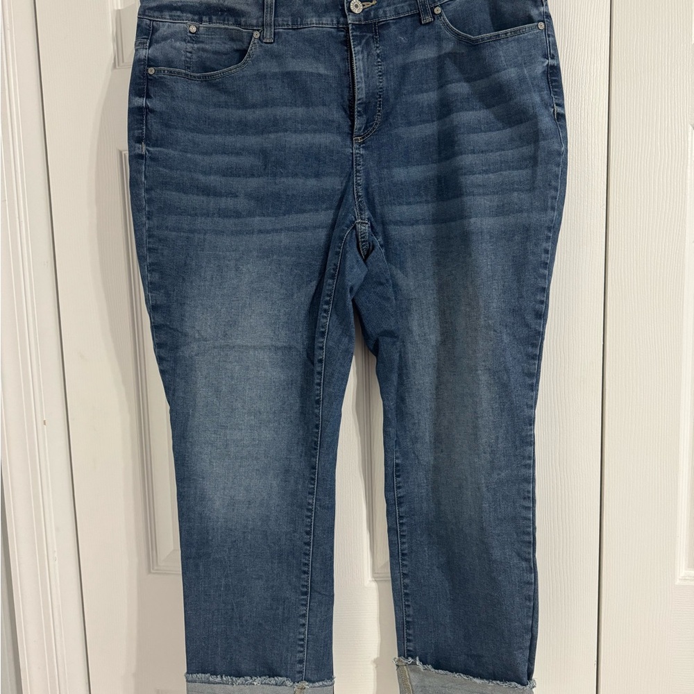 Talbots Blue Cropped Ankle Jeans with Faded Wash